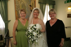 sisters 3 rome lobby wedding day